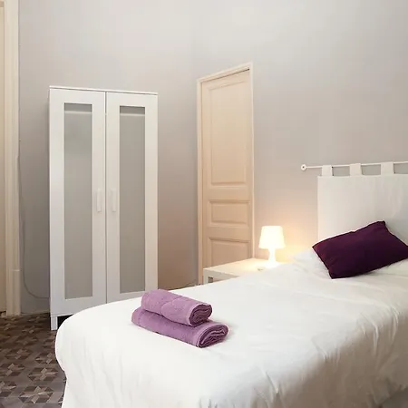Modernist Apartment Barcelona-2